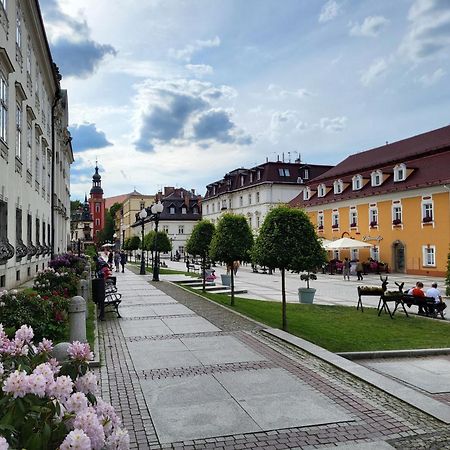 Villa Klara Cieplice イェレニャ・グーラ エクステリア 写真